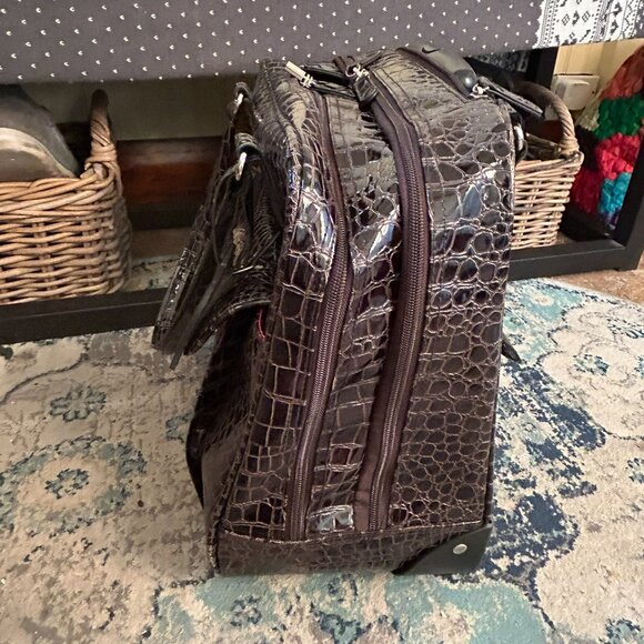 David Jones Crocodile Embossed Rolling Bag - Picture 5 of 10
